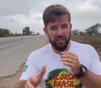 Fábio Lopes se incorpora à ‘Caminhada pela Liberdade’ liderada por Nikolas Ferreira