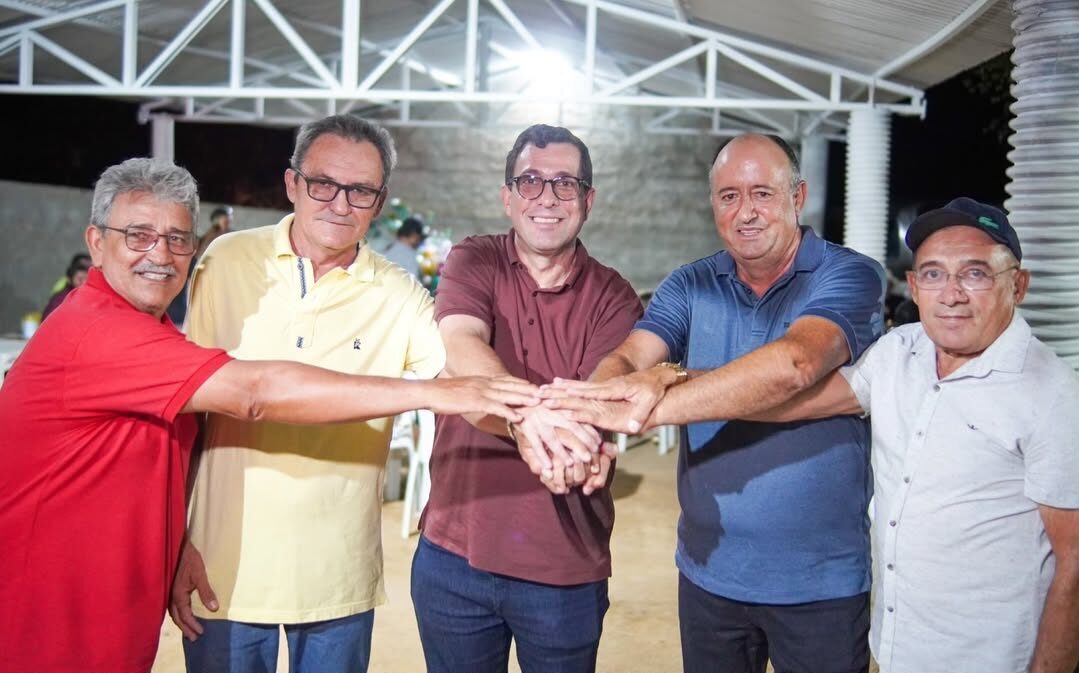 Gervásio cumpre agenda em Condado e discute demandas de associação comunitária