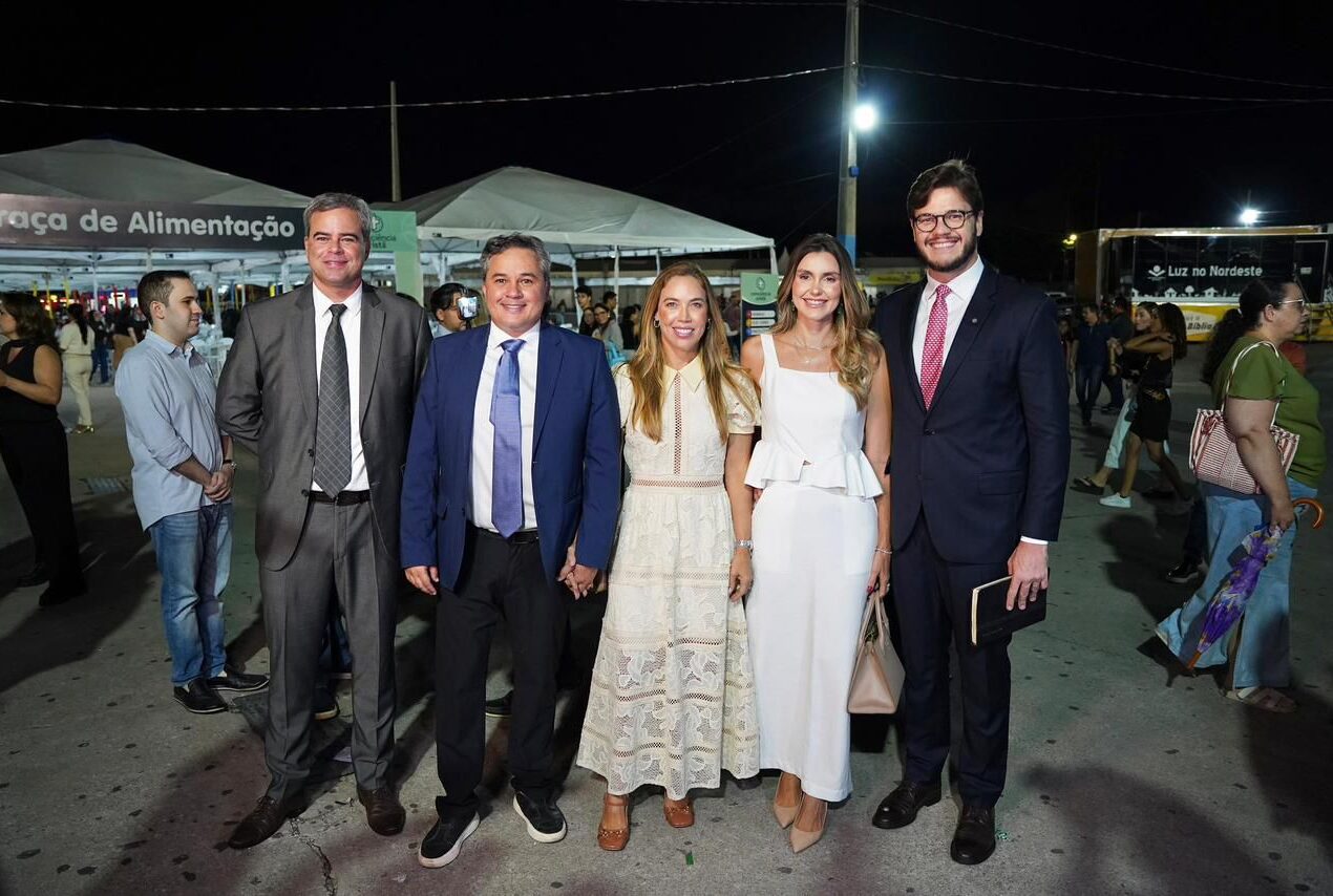 Efraim reforça apoio às pautas em defesa da família e da vida na abertura da 28ª edição da Consciência Cristã em CG