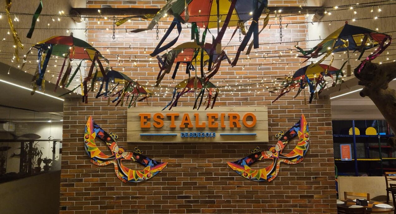 Carnaval: Estaleiro Restaurante funciona em horário normal nas suas duas unidades