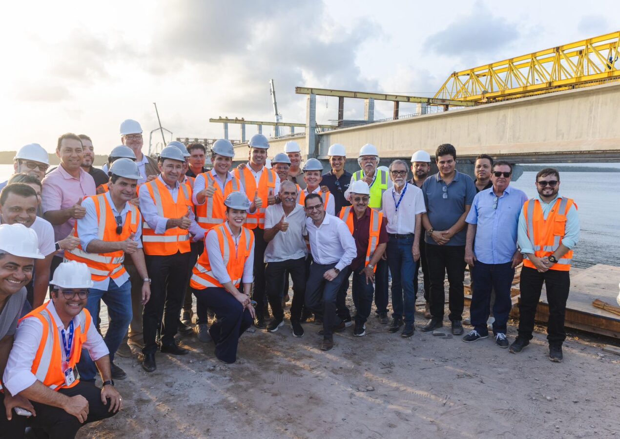 Nabor visita obras da Ponte do Futuro e destaca impacto para mobilidade e turismo na Paraíba