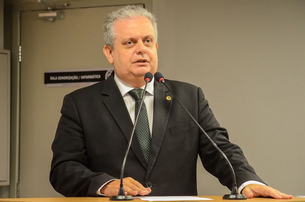 Bosco Carneiro propõe criação de Cadastro Estadual de Pedófilos na Paraíba