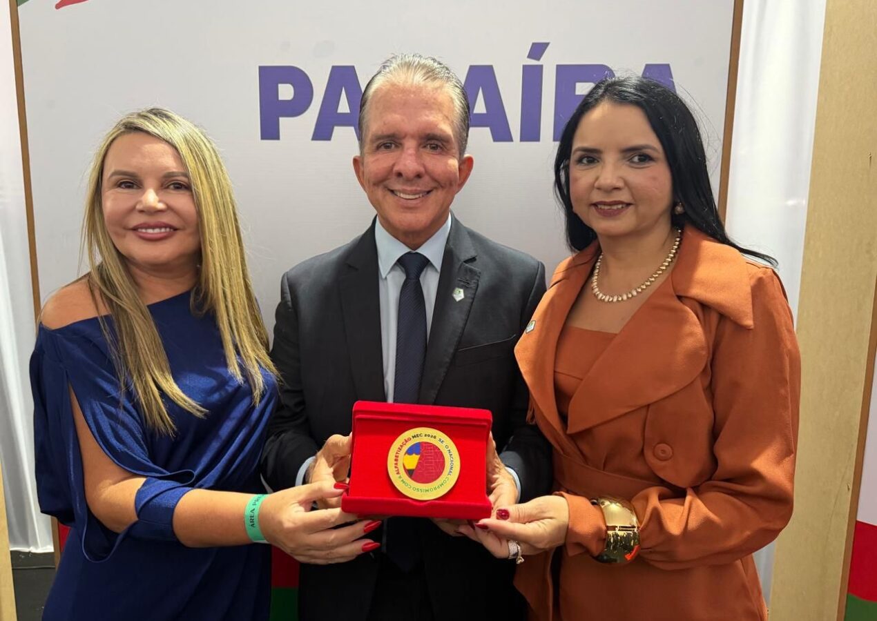 Em Brasília, Nabor recebe Selo Ouro de alfabetização e destaca Patos como referência nacional pelo 2º ano consecutivo