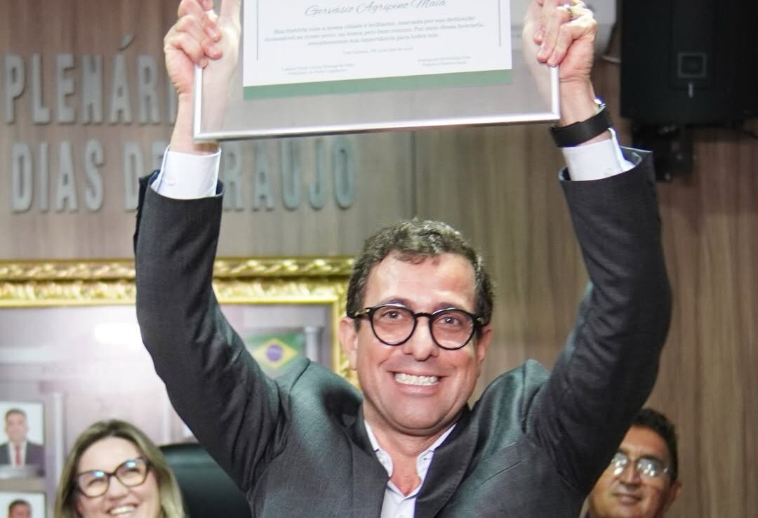 Vista Serrana concede Título de Cidadão ao deputado federal Gervásio Maia