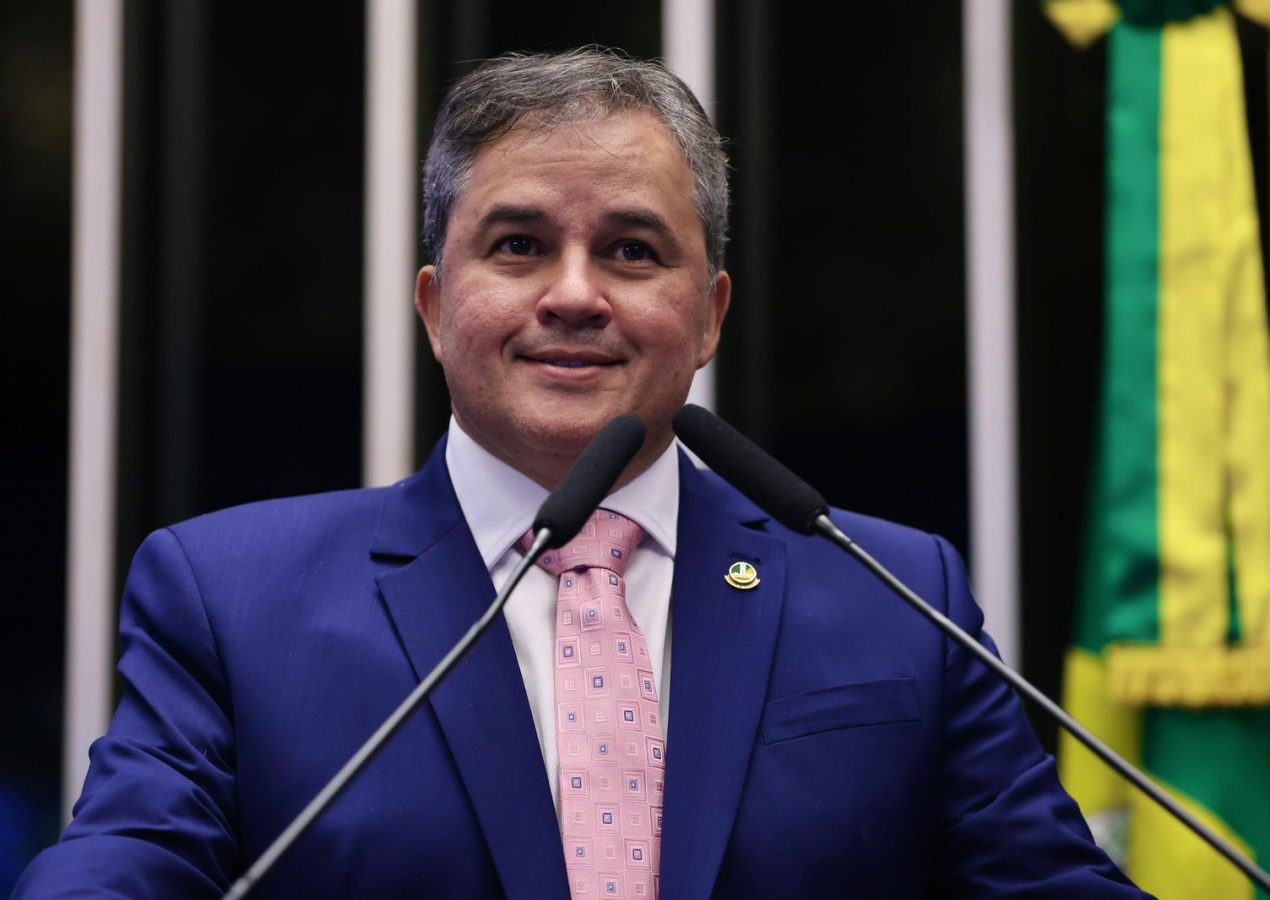 “Ranking dos Políticos divulga o TOP 10 do Congresso Nacional e Efraim é Melhor Senador da Legislatura”
