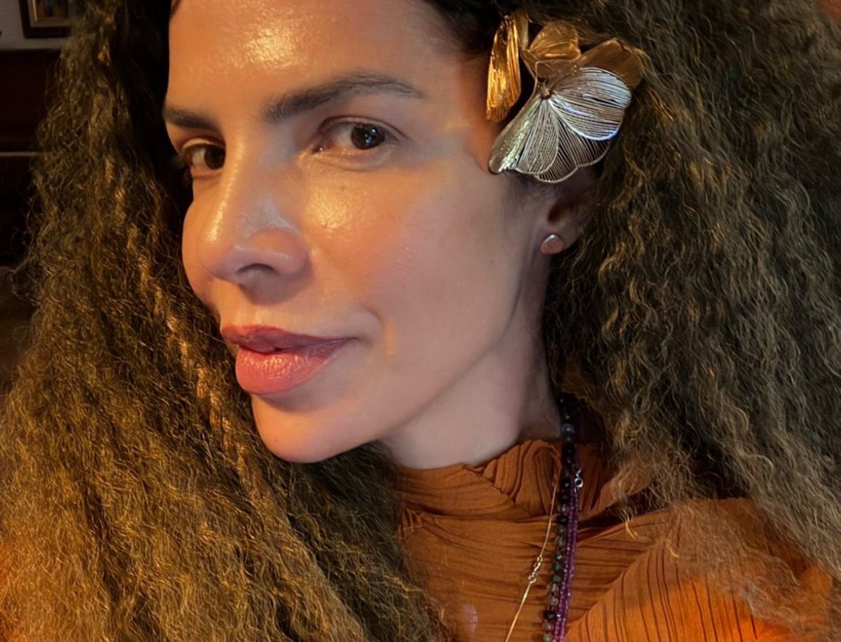 Cantora Vanessa da Mata retorna a João Pessoa com a turnê “Todas Elas”