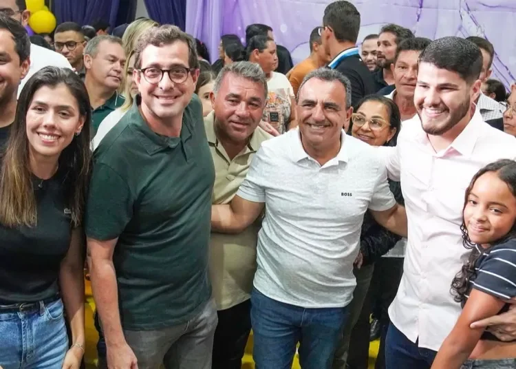Gervásio Maia participa de festa das mães em Arara e destaca envio de quase R$ 27 milhões para o município