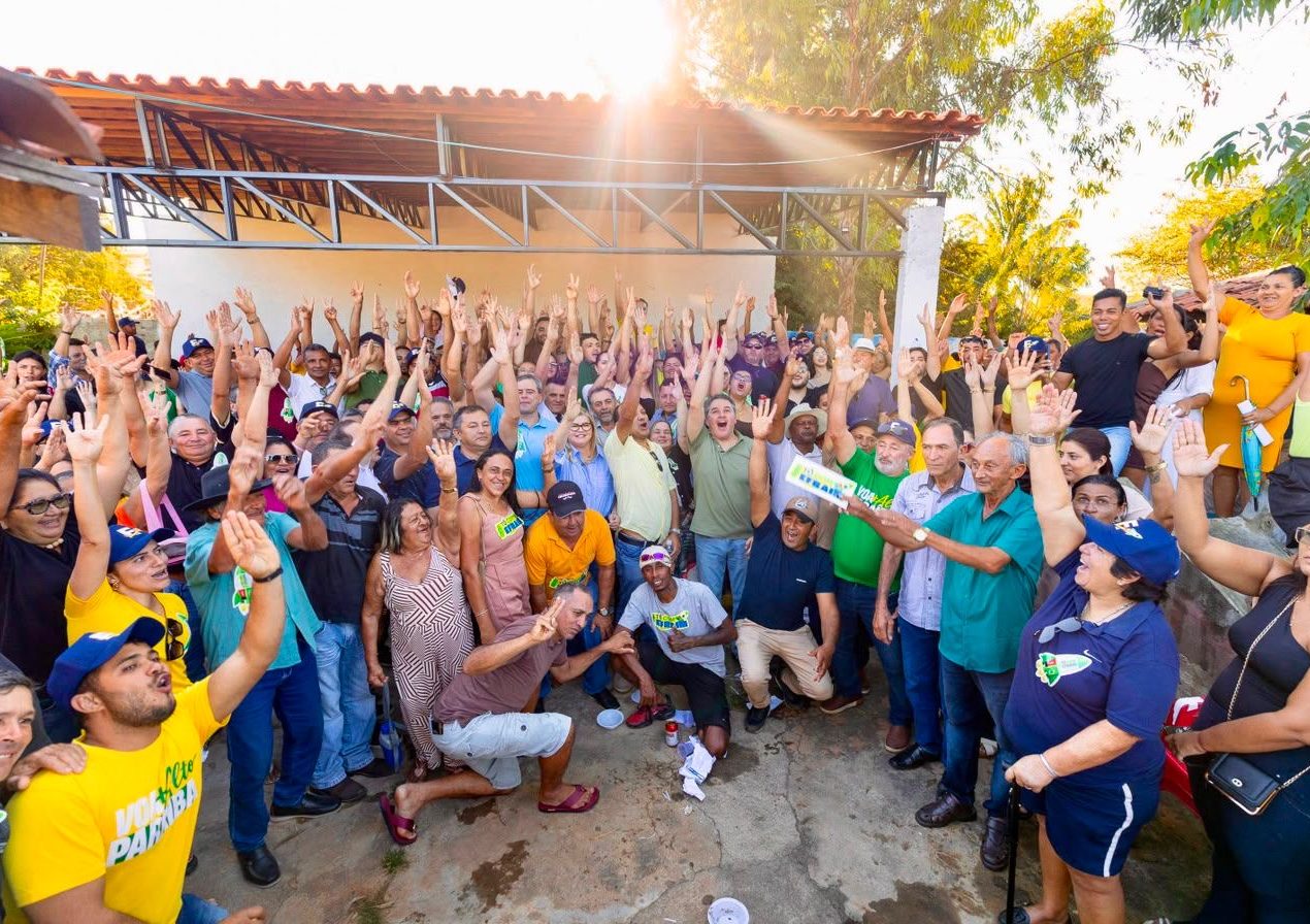 Efraim, George Morais e Cilinha recebem apoio de prefeito e lideranças de São José de Caiana