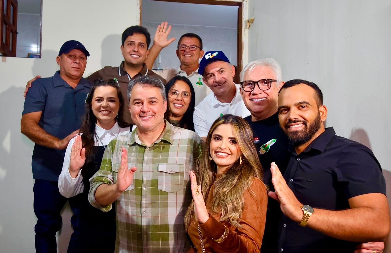 Efraim recebe apoio do prefeito Tota Guedes e das principais lideranças de Pedra Lavrada na disputa pelo Governo da Paraíba