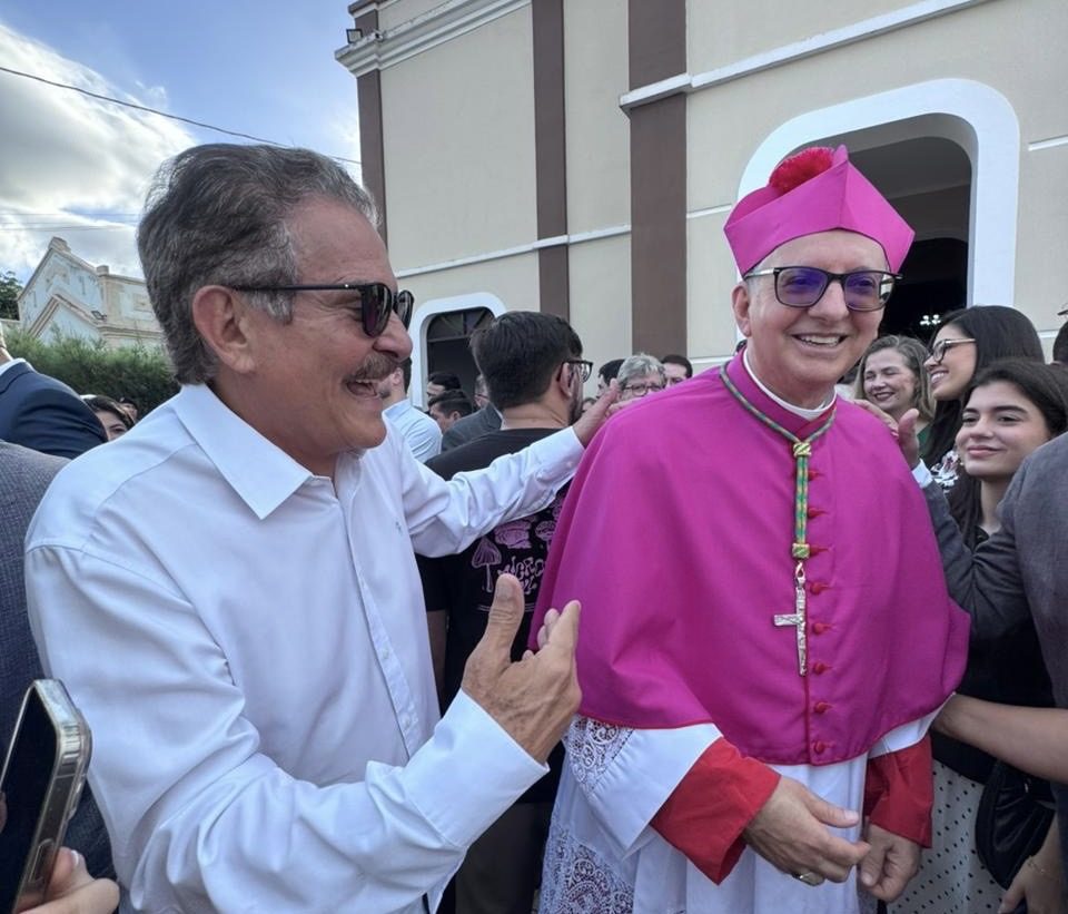 Tião Gomes prestigia posse de Dom Edilson na Diocese de Guarabira e reforça compromisso com o fortalecimento da fé e do turismo religioso no Brejo
