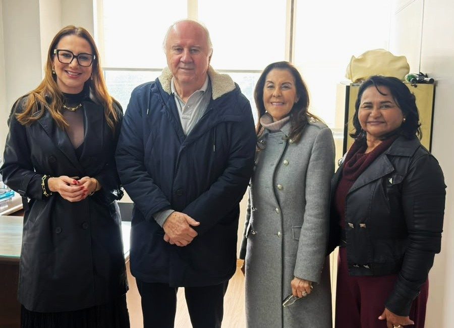 Denise Bayma e Maria Rodrigues debatem movimento municipalista das mulheres em Porto Alegre