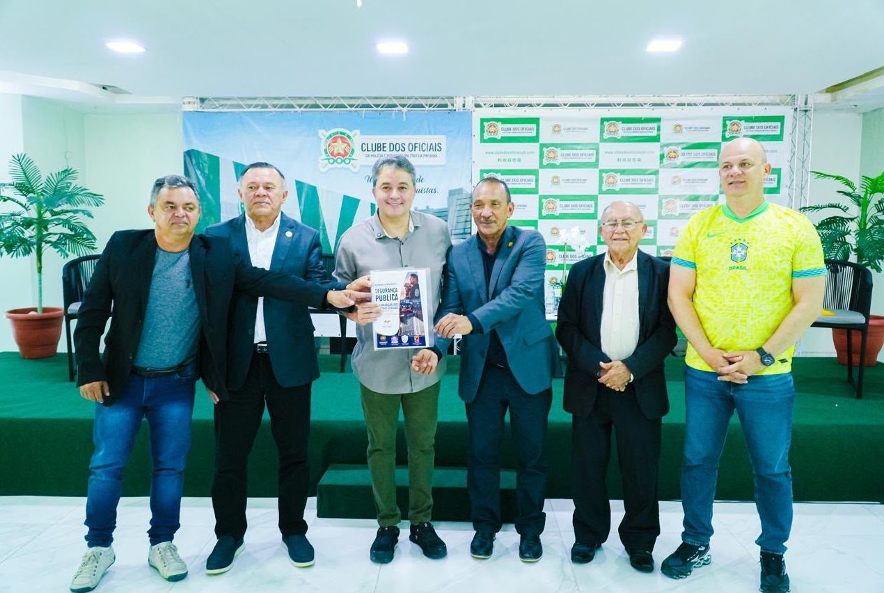 No Clube dos Oficiais, Efraim defende um novo olhar para a segurança pública