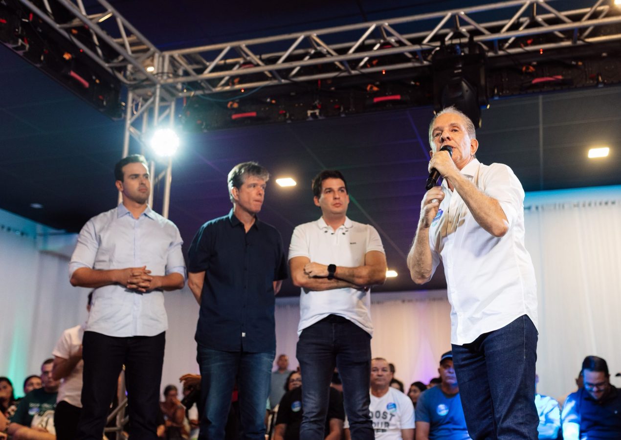 Durante plenária de Milanez Neto, João Azevêdo destaca experiência de Nabor na Paraíba