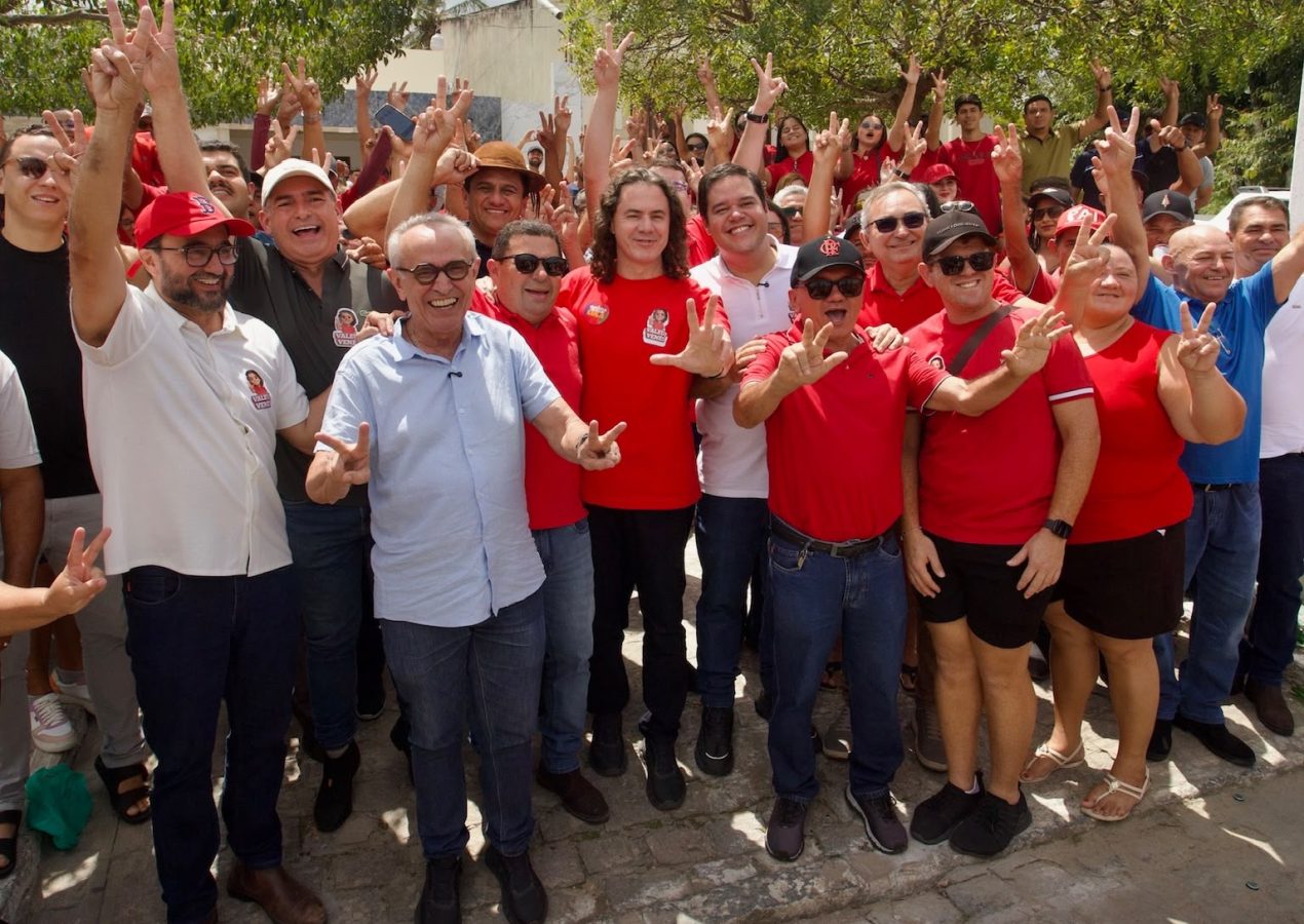 Ao lado de Cícero, Veneziano participa da tradicional Festa da Pedra em Caiçara e reafirma compromissos com cidades da região