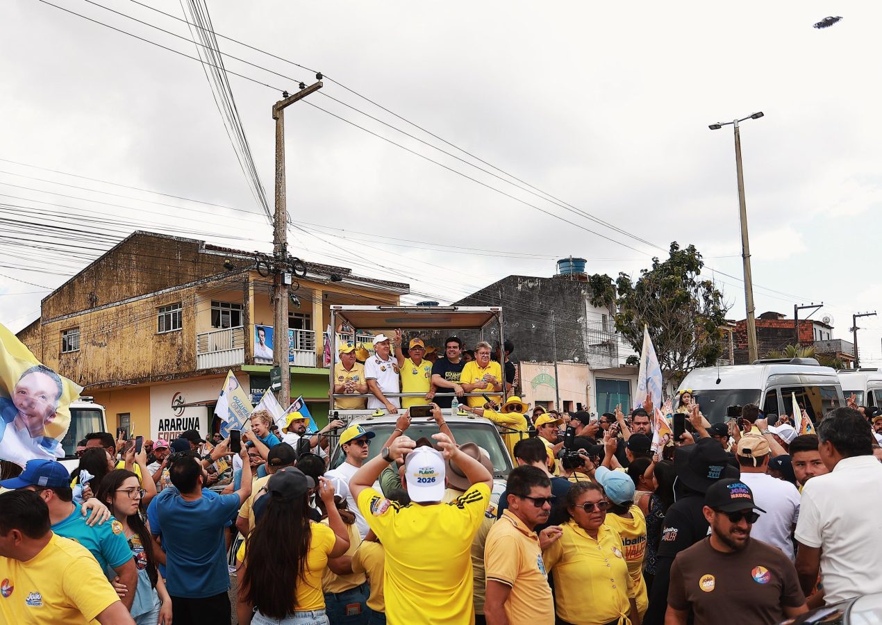 Nabor reforça compromisso com a saúde, educação e com os municípios durante a Caravana Daqui pra Melhor