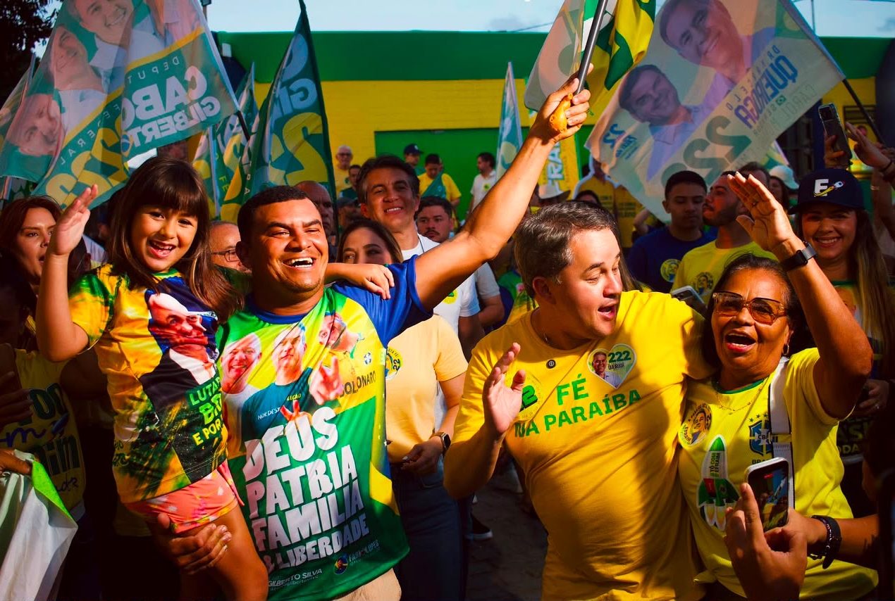 Efraim encerra primeiro dia de campanha com inauguração de comitê em Mangabeira, em João Pessoa