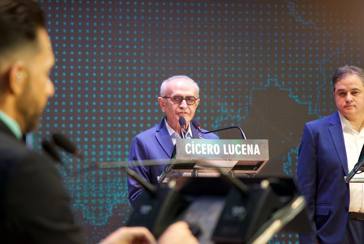 Cícero se destaca em primeiro debate e reforça compromisso com a segurança hídrica do Estado