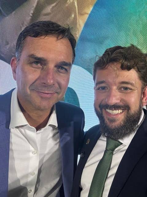 Fábio Lopes celebra Alfredo Gaspar como vice de Flávio Bolsonaro