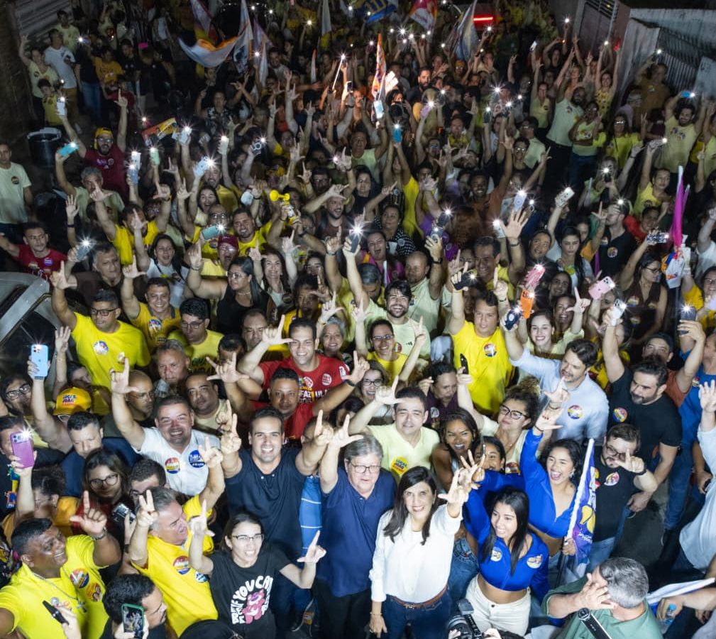 Lucas caminha pelas ruas do Cristo e Cruz das Armas e reforça compromissos com JP