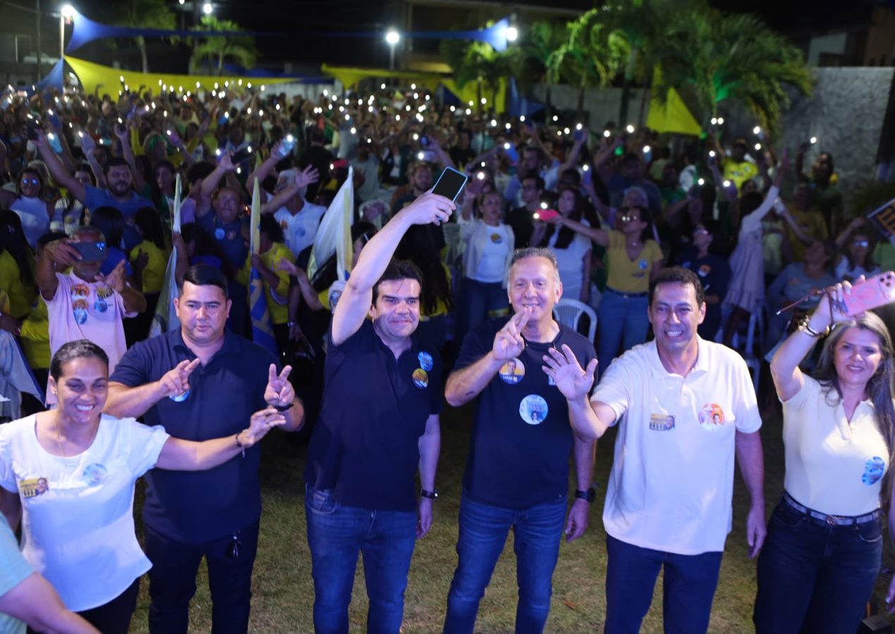 Multidão prestigia plenária de Leo Bandeira em apoio a Aguinaldo Ribeiro e Eduardo Carneiro