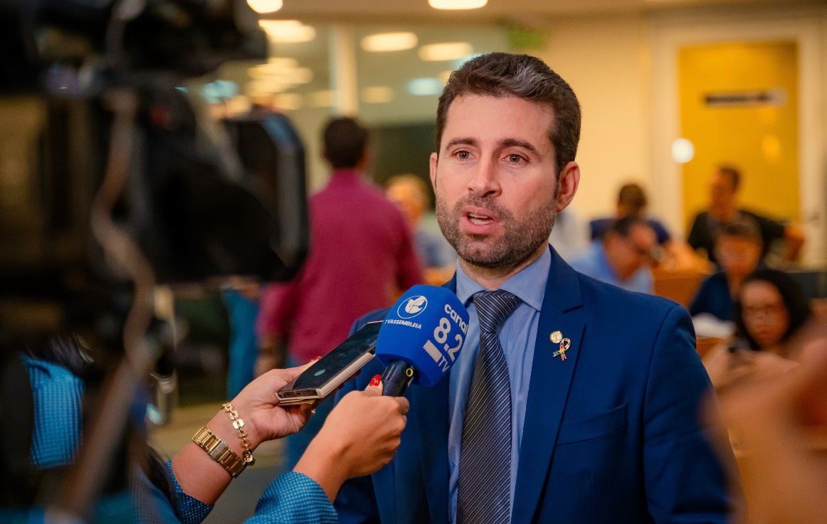 Aprovado projeto de Michel Henrique que cria, em hospitais e delegacias, salas de acolhimento para mulheres e crianças vítimas de violência