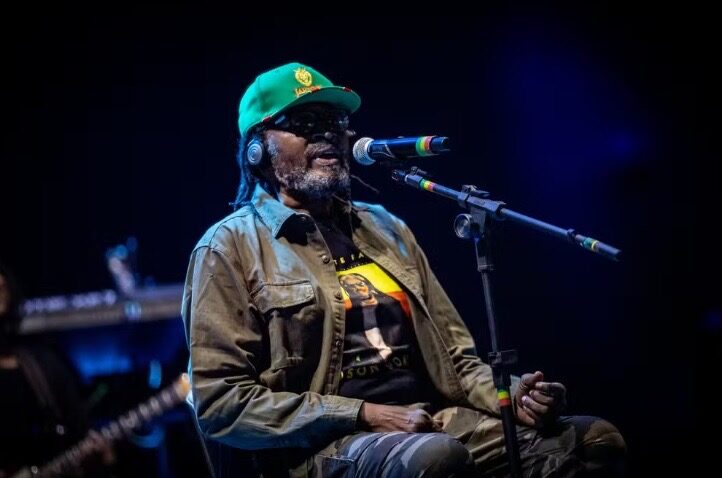 Edson Gomes comanda a Turnê do Reggae JP em noite de celebração ao reggae no Clube Cabo Branco dia 31 de outubro
